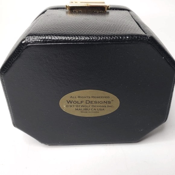 Vintage Wolf Designs Pebble Leather Mini Jewelry Display Box with Key and Mirror - Picture 9 of 12
